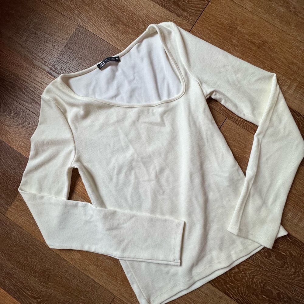 Elegant Cream Long Sleeve Top